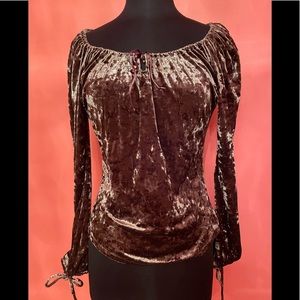 Cecily velvet top
